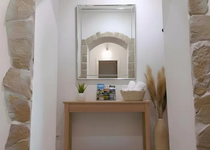 Le Stanze Della Castellana Bosa